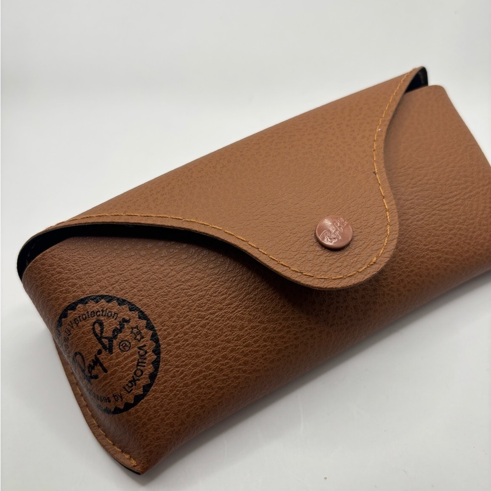 Ray-Ban Classic Tan Universal Glasses Case